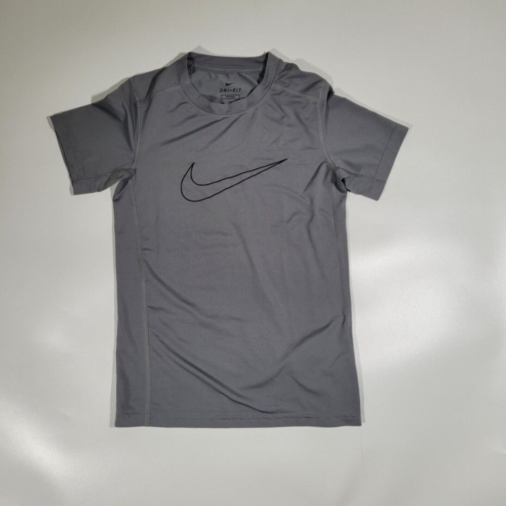 Nike Dri-FIT Fitted Short Sleeve Gray Athletic T-Shirt Youth Small Logo 1197